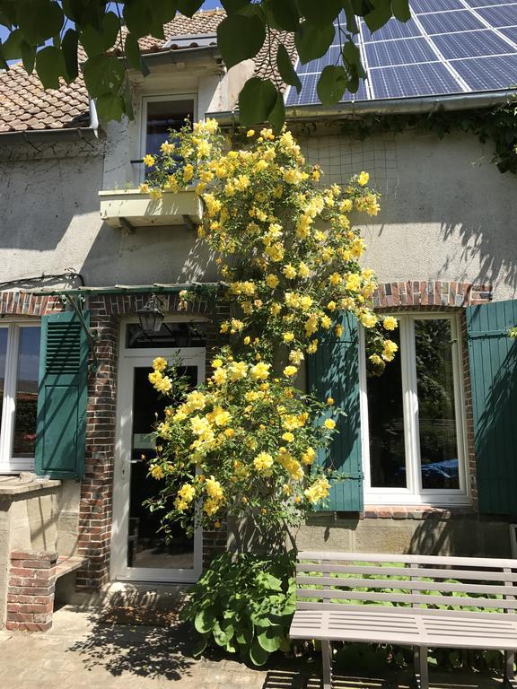 Résidence La Beauceronne Ouarville Esterno foto